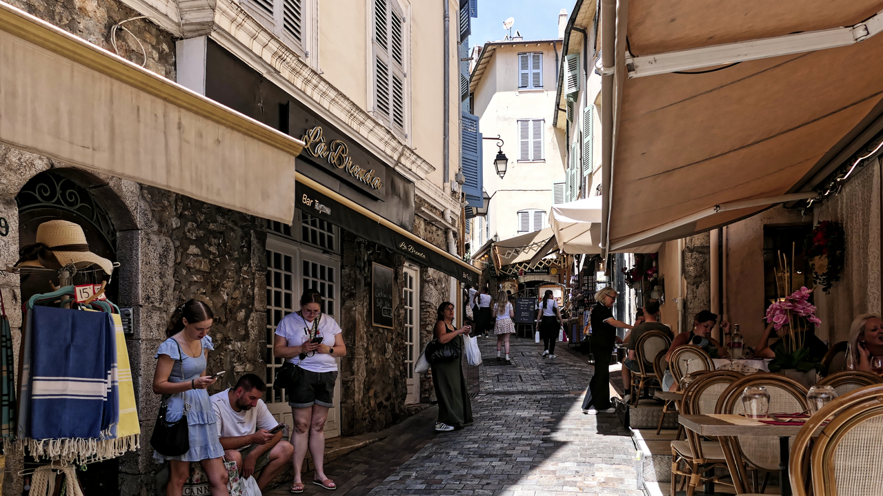 20260530•130720•••Cannes•Provence-Alpes-Cote d'Azur•FR